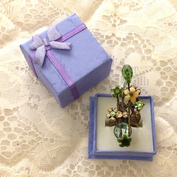 VTG NWOT Monet Girls Women Floral Design Cubic Zirconia Adjustable Vintage Ring - Picture 10 of 12